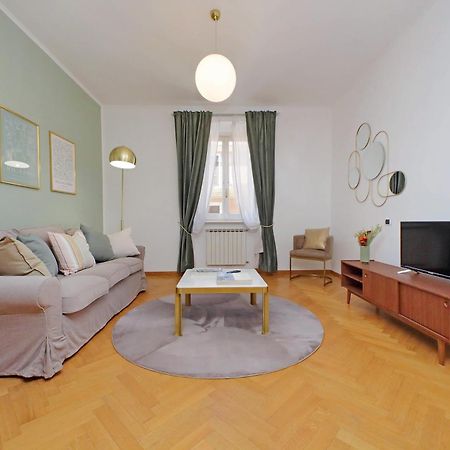 Ych-Comfortable 2 Bedrooms Flat Near Colosseum Рим Екстериор снимка
