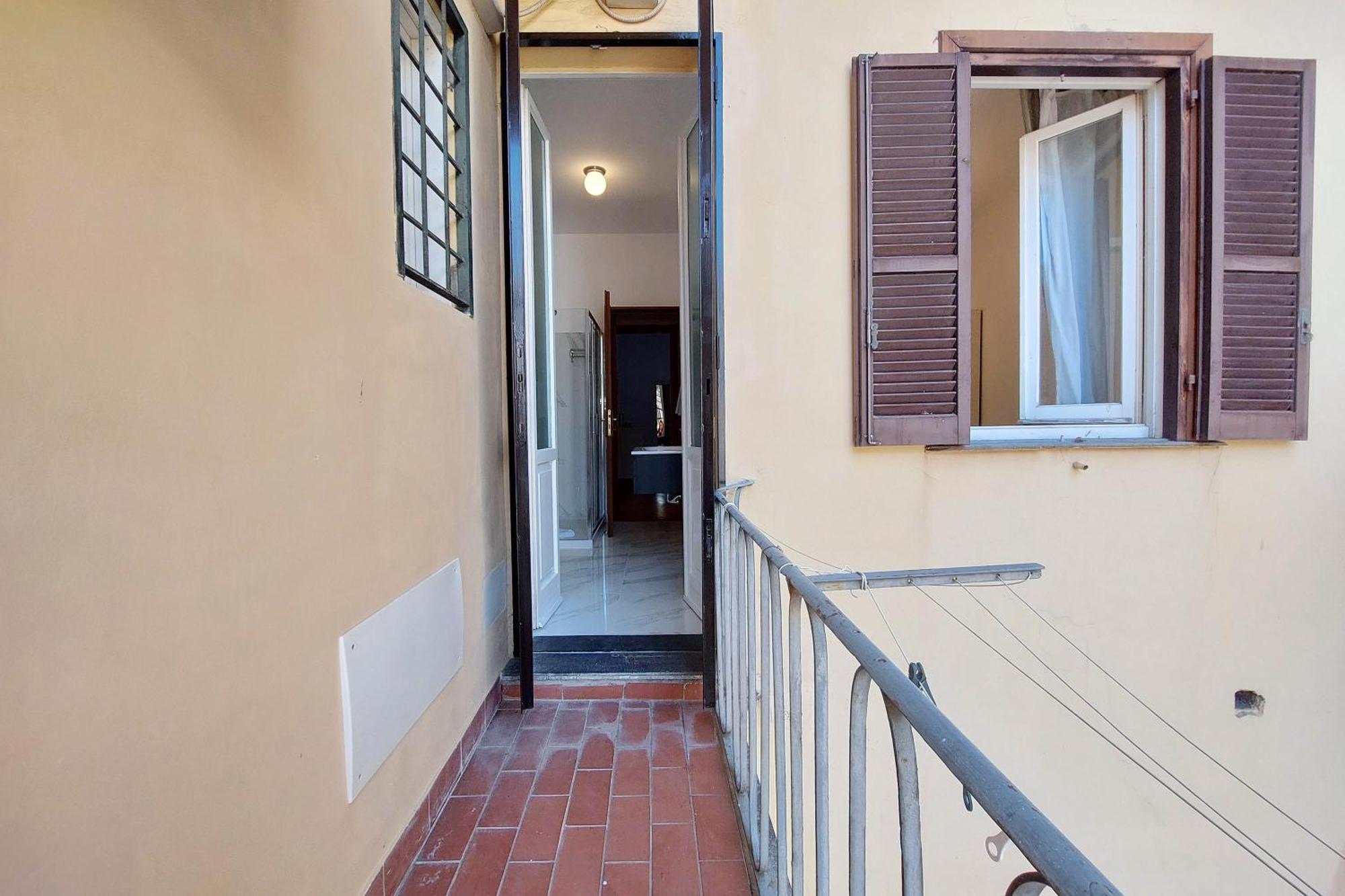 Ych-Comfortable 2 Bedrooms Flat Near Colosseum Рим Екстериор снимка
