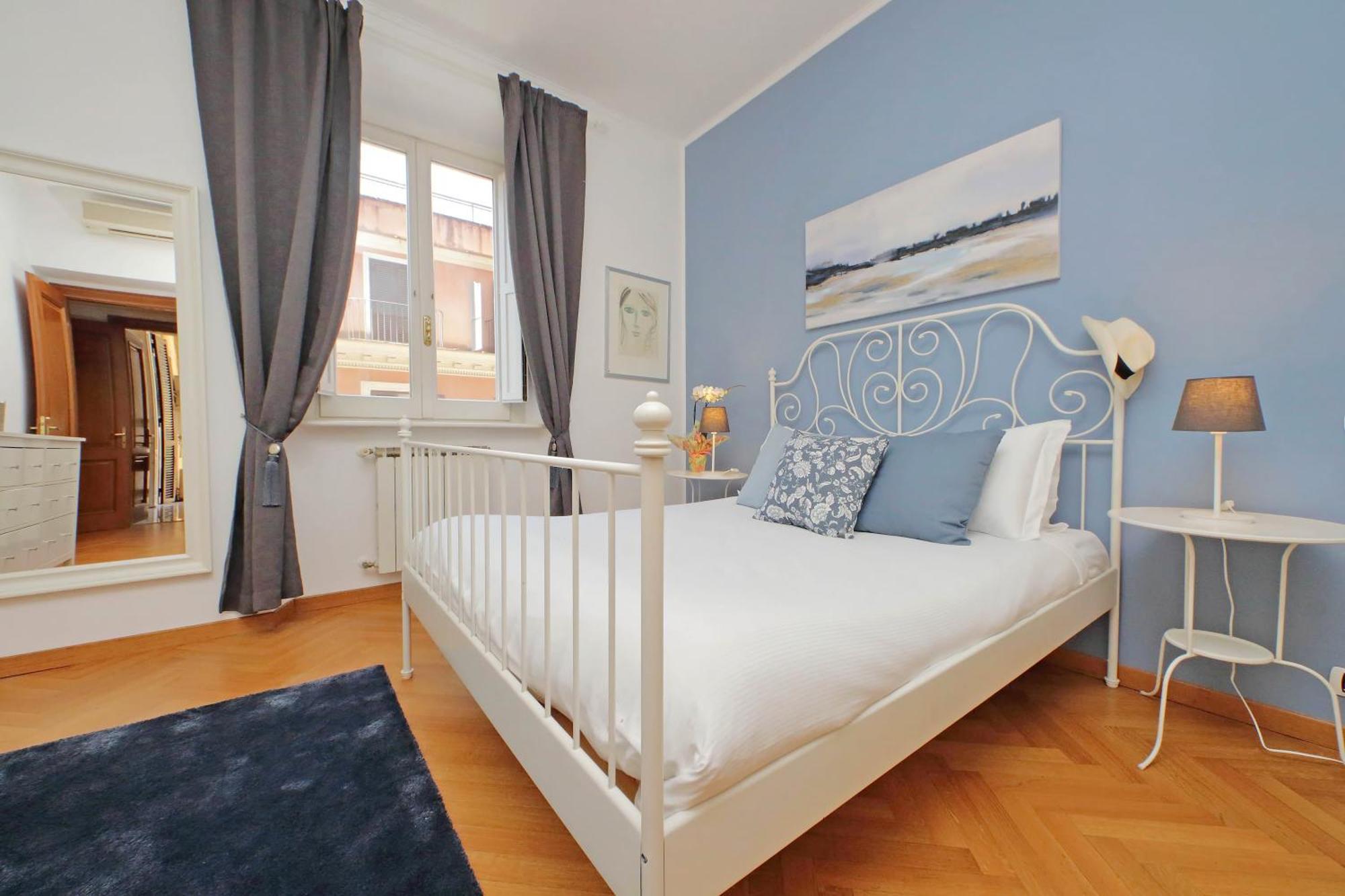 Ych-Comfortable 2 Bedrooms Flat Near Colosseum Рим Екстериор снимка