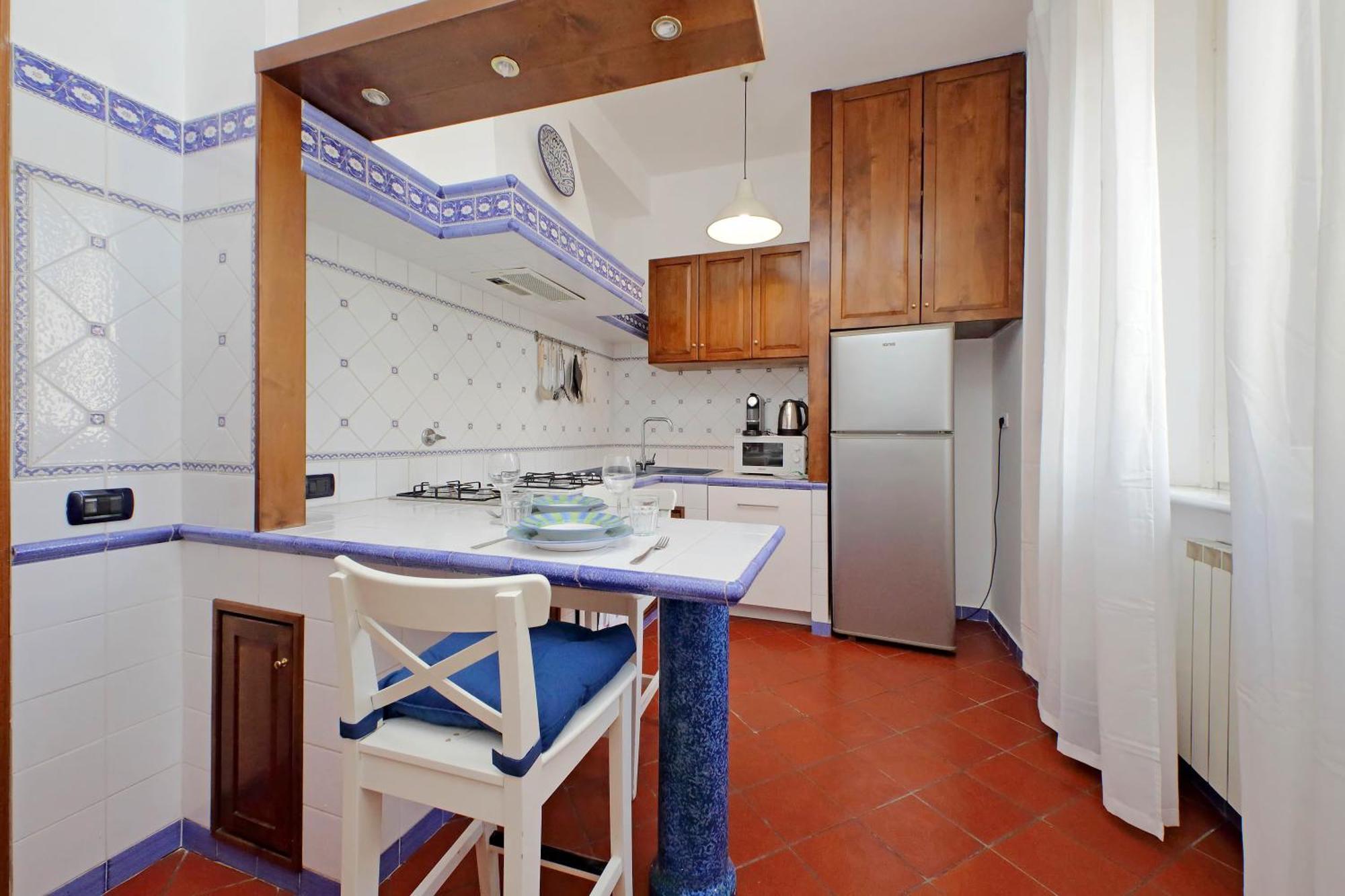 Ych-Comfortable 2 Bedrooms Flat Near Colosseum Рим Екстериор снимка