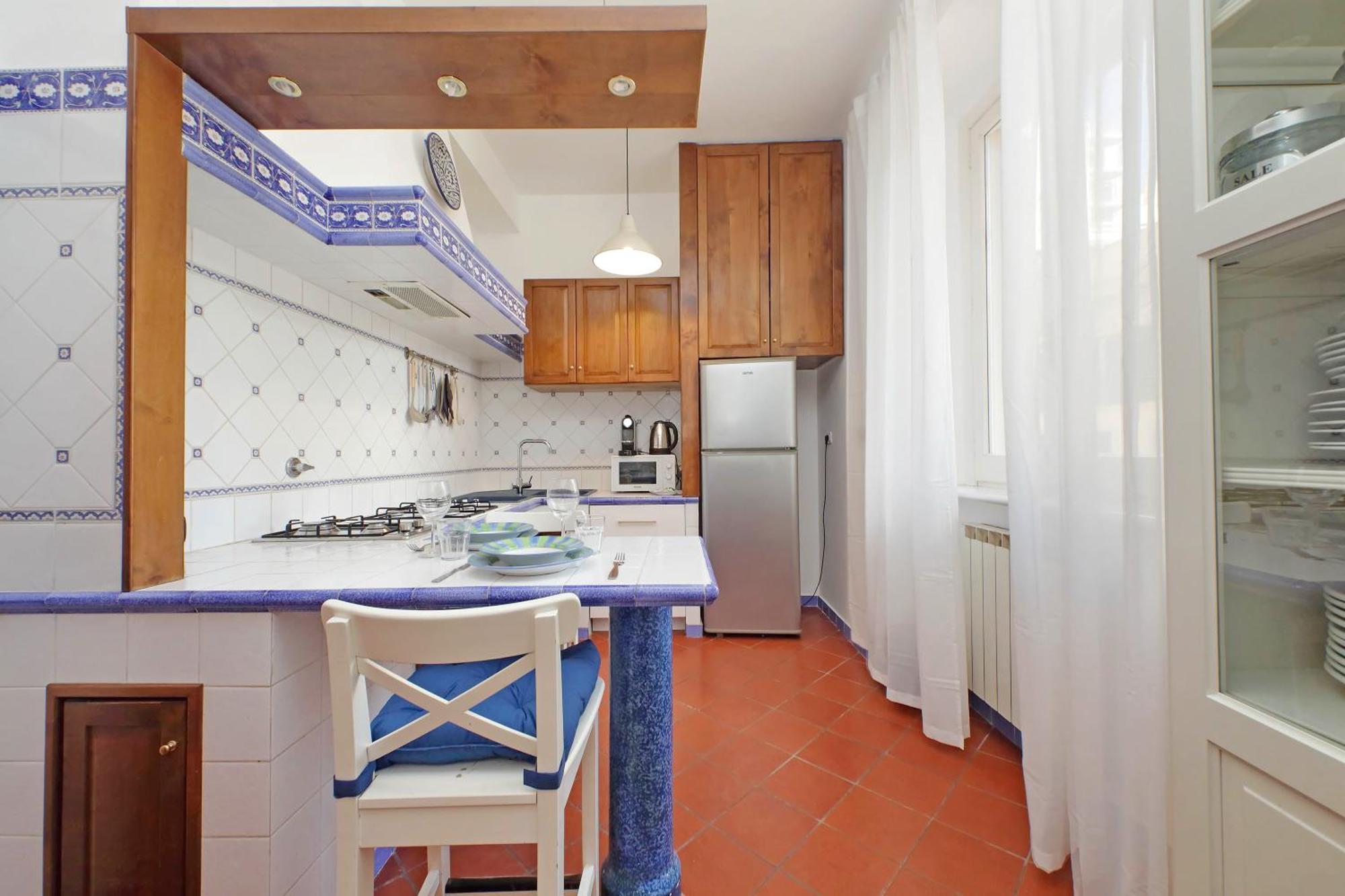 Ych-Comfortable 2 Bedrooms Flat Near Colosseum Рим Екстериор снимка