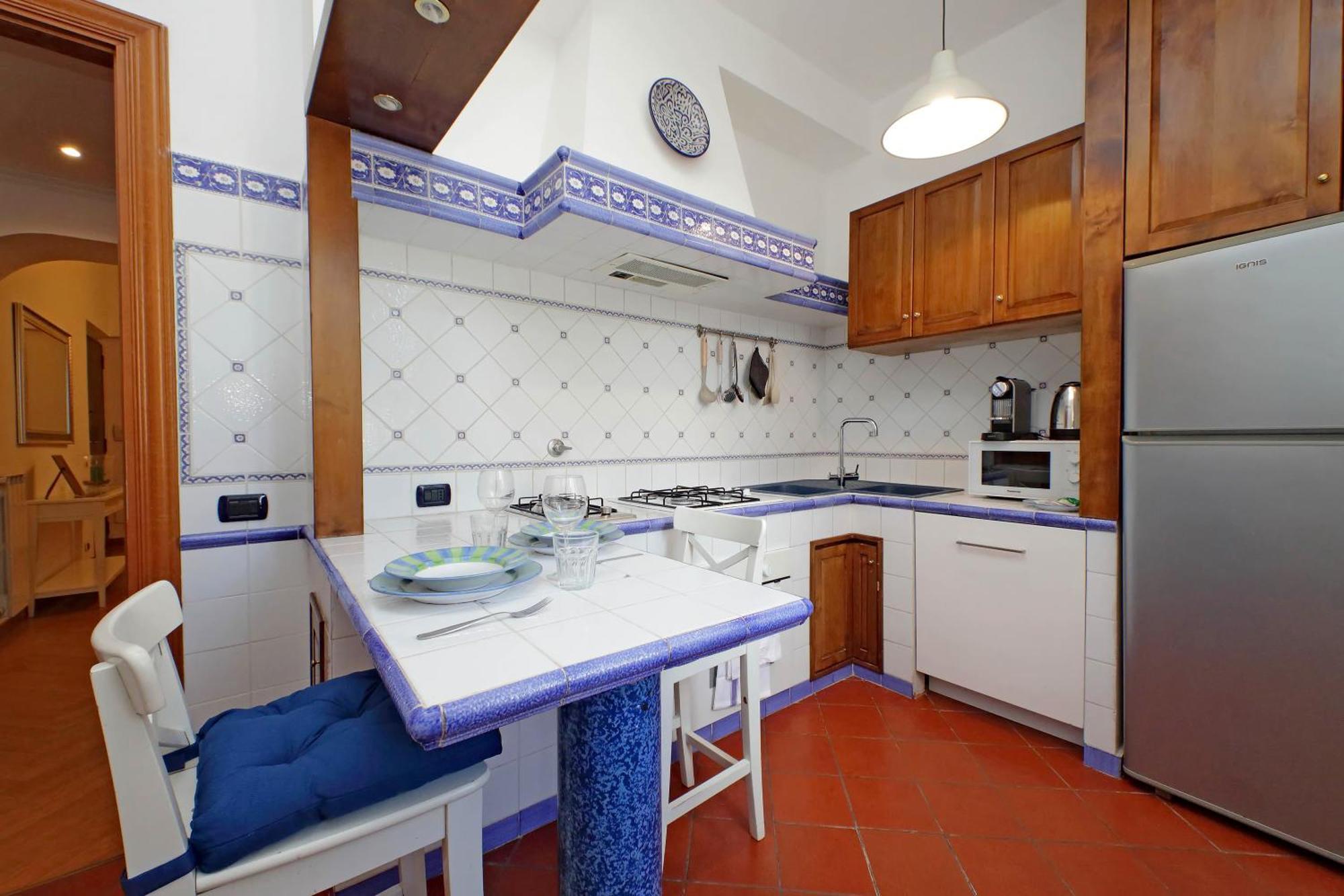 Ych-Comfortable 2 Bedrooms Flat Near Colosseum Рим Екстериор снимка