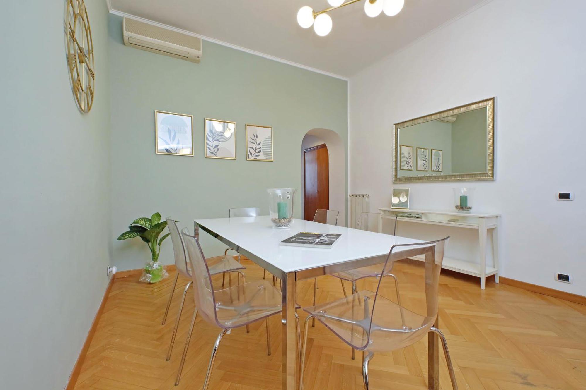Ych-Comfortable 2 Bedrooms Flat Near Colosseum Рим Екстериор снимка
