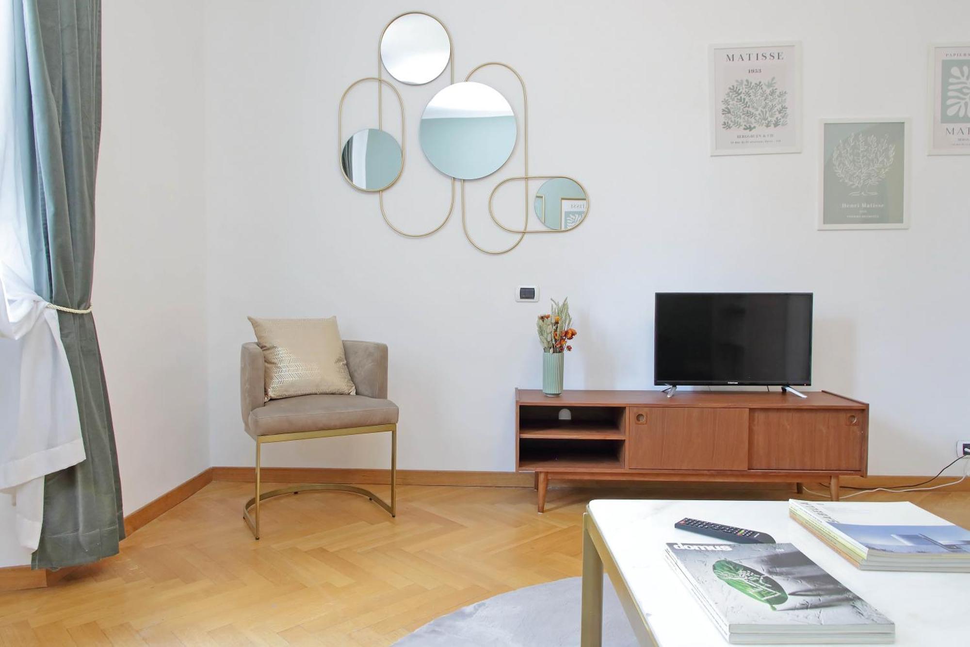 Ych-Comfortable 2 Bedrooms Flat Near Colosseum Рим Екстериор снимка